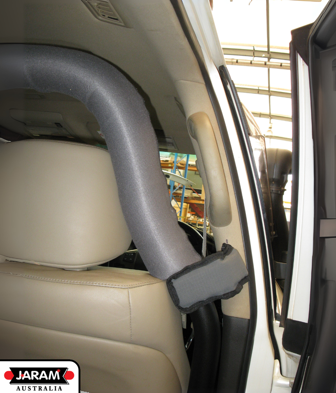 IRB Toyota L/C 200 FACTORY SUNROOF - Image 5
