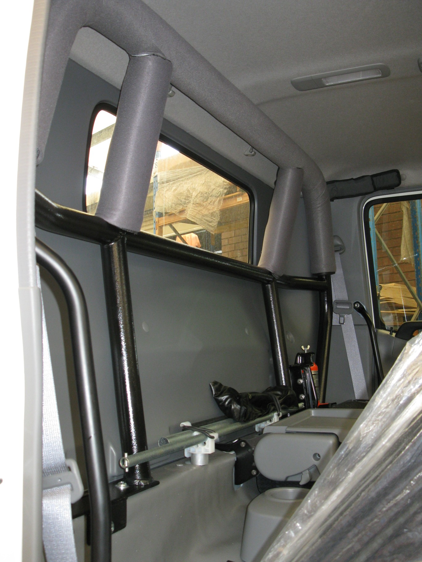 IRB HINO 300 Single Cab 2011+